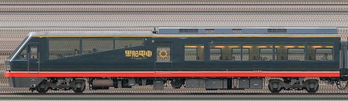 伊豆急行2100系「黒船電車」クハ2158海側の側面写真