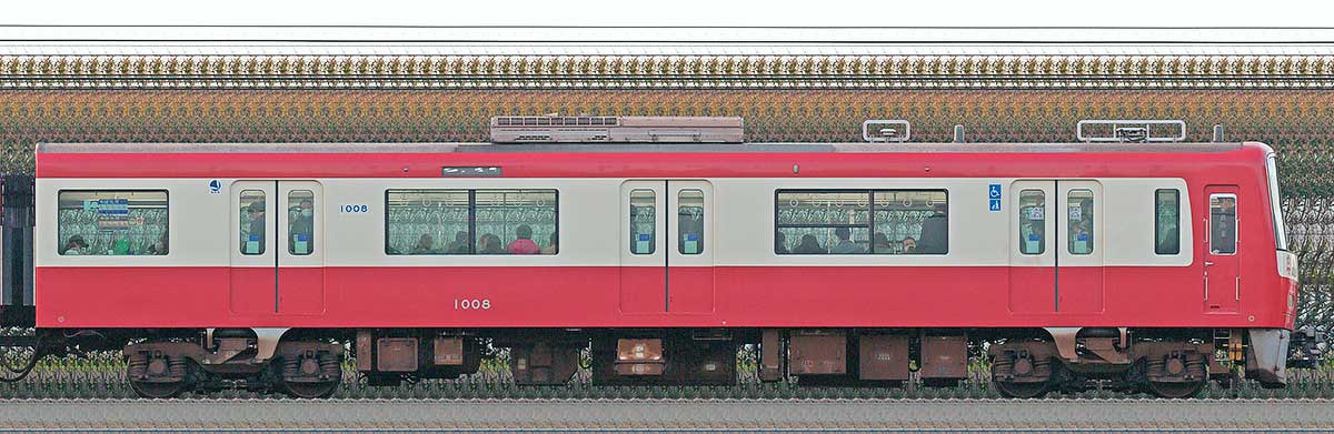 京急電鉄 新1000形（1次車）デハ1008（車体更新後）海側の側面写真