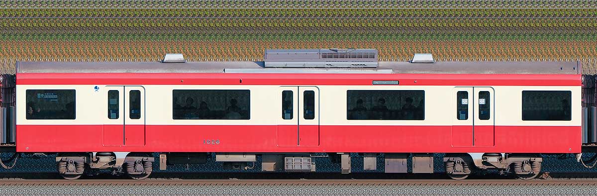 京急電鉄 新1000形（2次車）デハ1028（機器更新後）海側の側面写真