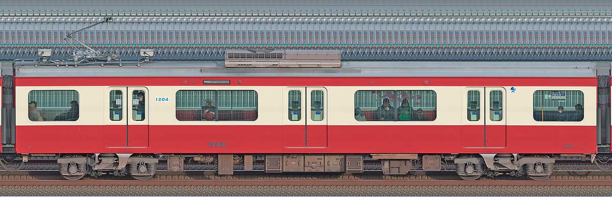 京急電鉄 新1000形（17次車）デハ1204「三浦海岸 河津桜」号山側の側面写真