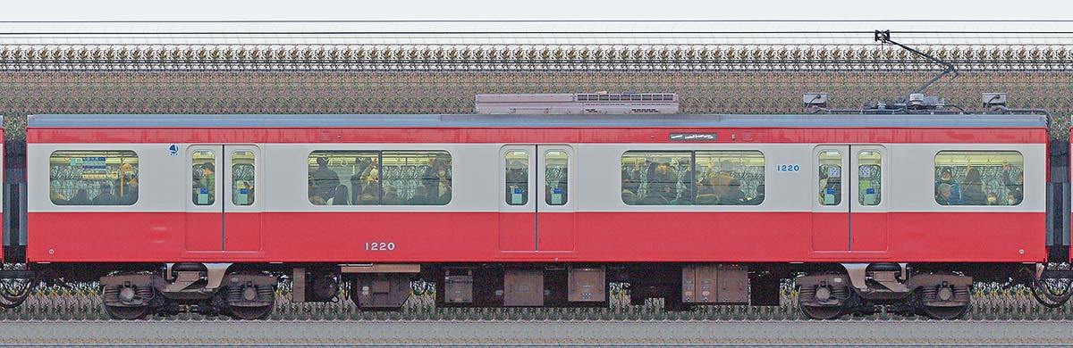 京急電鉄 新1000形（17次車）デハ1220海側の側面写真