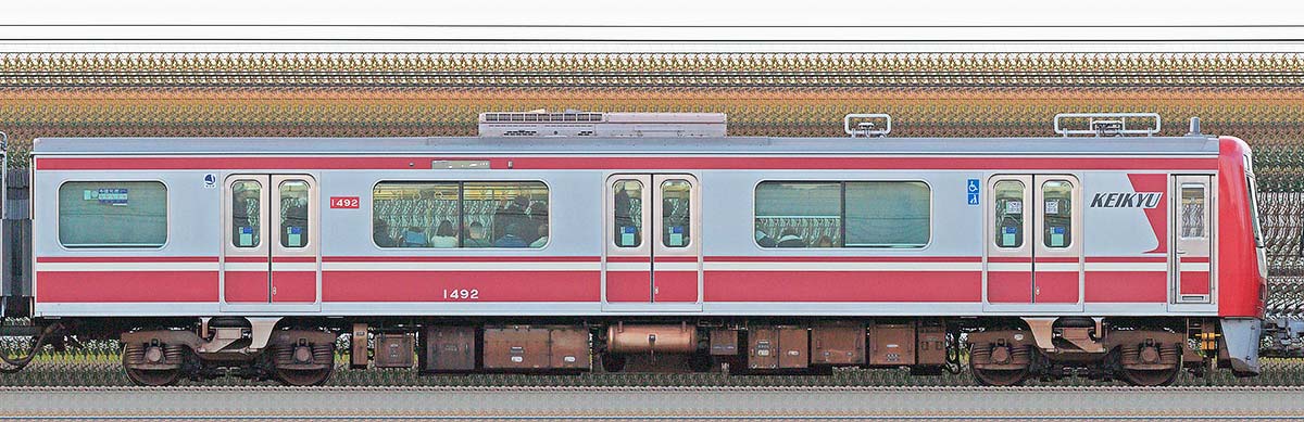 京急電鉄 新1000形（10次車）デハ1492海側の側面写真