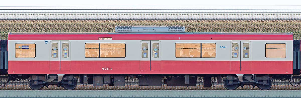 京急電鉄600形（4次車）サハ608-2海側の側面写真