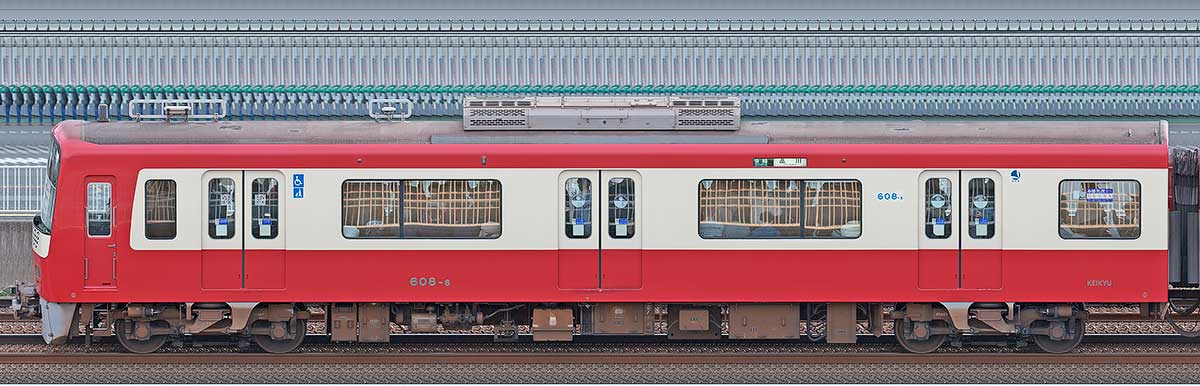 京急電鉄600形（4次車）デハ608-8山側の側面写真