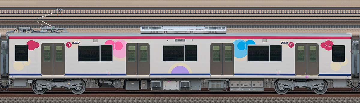 京王2000系デハ2001海側の側面写真