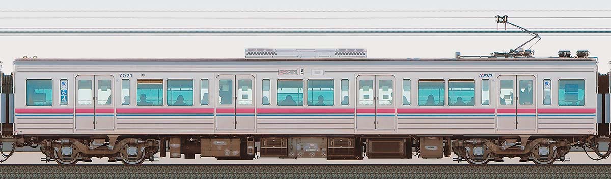 京王7000系デハ7021山側の側面写真