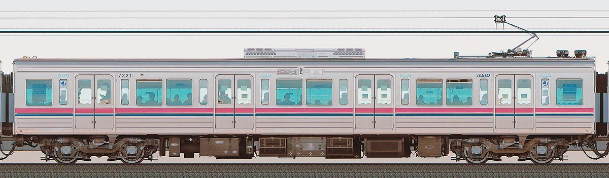 京王7000系デハ7221山側の側面写真