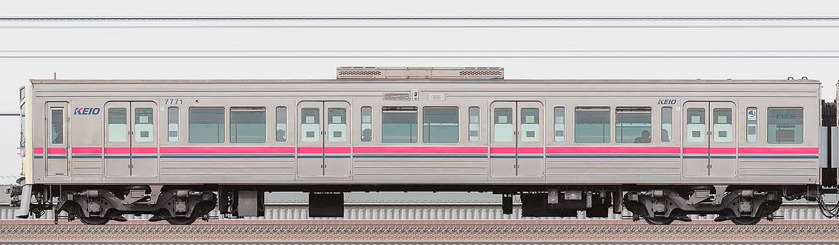 京王7000系クハ7771海側の側面写真