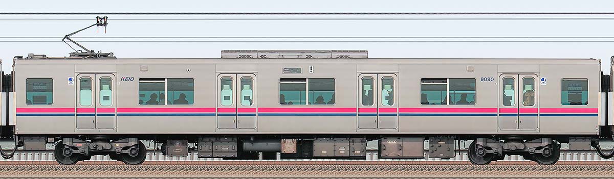 京王9000系デハ9090海側の側面写真