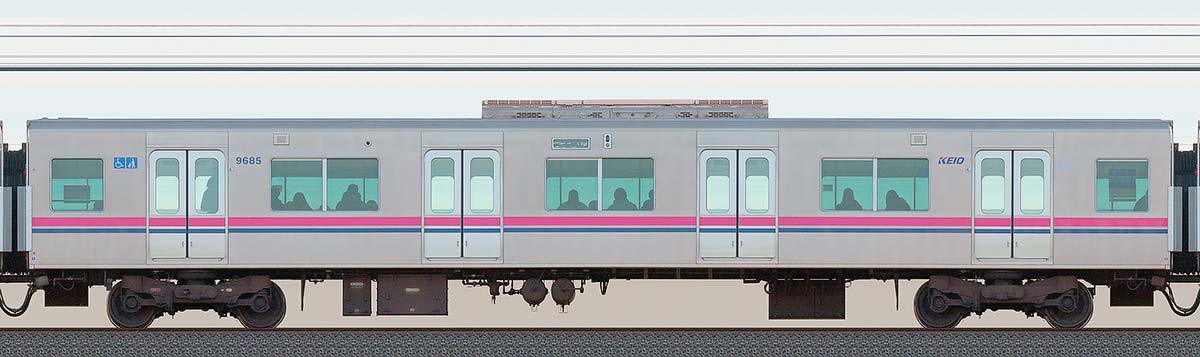 京王9000系サハ9685（リニューアル車）山側の側面写真