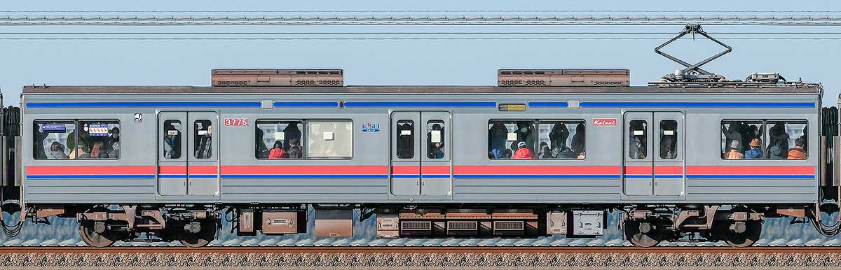 京成電鉄3700形（3次車）3775海側の側面写真