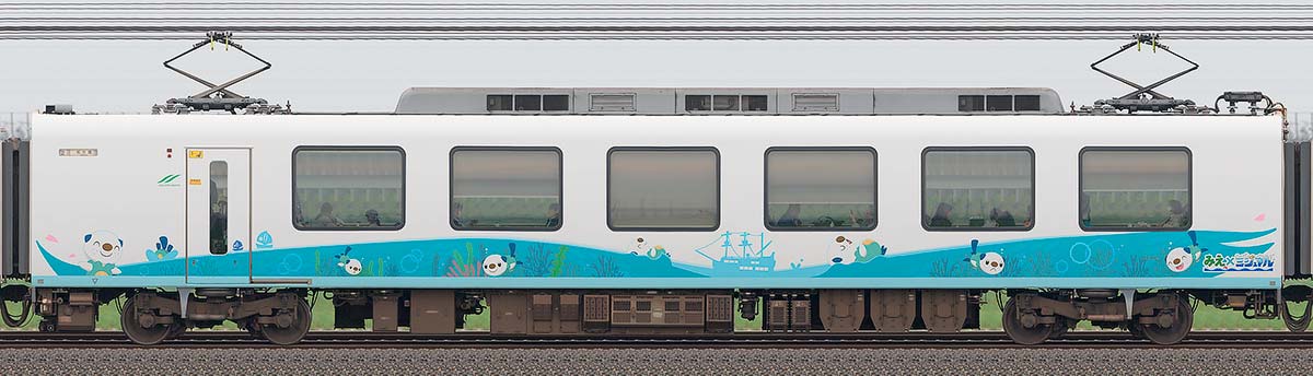 近鉄23000系「ミジュマルライナー」モ23202南側の側面写真