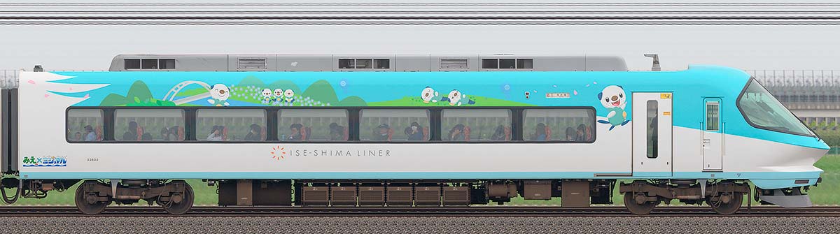 近鉄23000系「ミジュマルライナー」ク23602南側の側面写真
