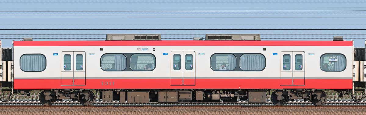 名鉄1200系「パノラマsuper」（2次車）サ1311（リニューアル車）海側の側面写真