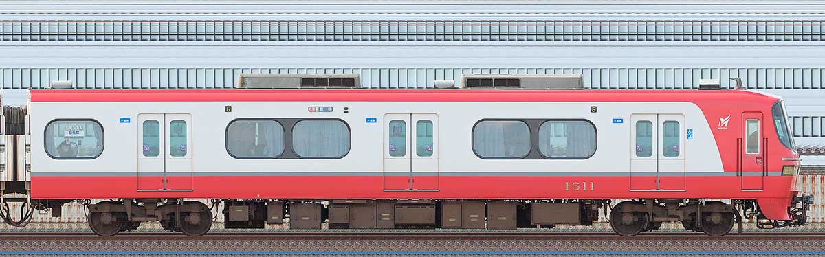 名鉄1200系「パノラマsuper」（2次車）モ1511（リニューアル車）山側の側面写真