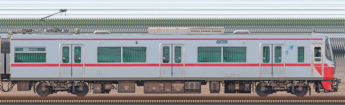 名鉄3150系（2次車）モ3257山側の側面写真