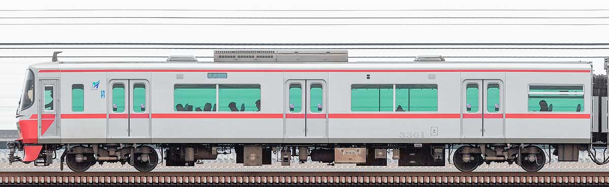名鉄3300系（1次車）ク3301山側の側面写真