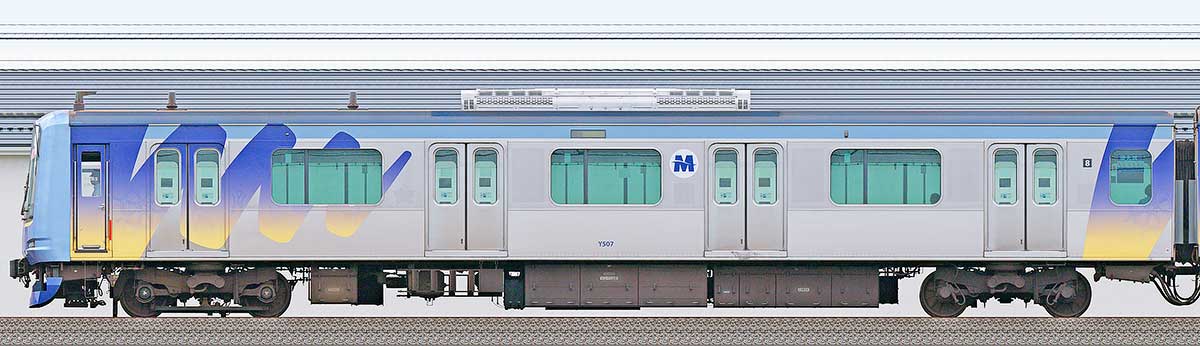 横浜高速鉄道Y500系クハY507海側の側面写真