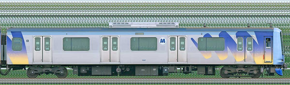 横浜高速鉄道Y500系クハY507山側の側面写真