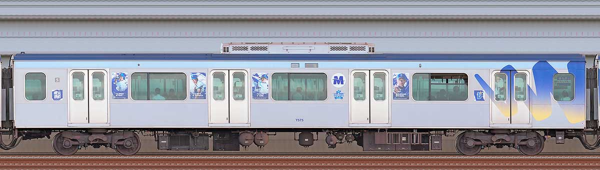 横浜高速鉄道Y500系「YOKOHAMA DeNA BAYSTARS TRAIN 2023」サハY577山側の側面写真