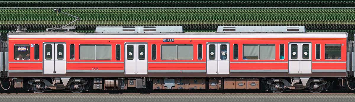 小田急1000形デハ1010（レーティッシュ鉄道色）海側の側面写真