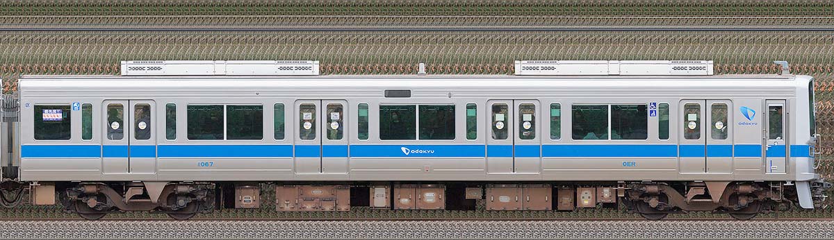 小田急1000形クハ1067（リニューアル車）海側の側面写真