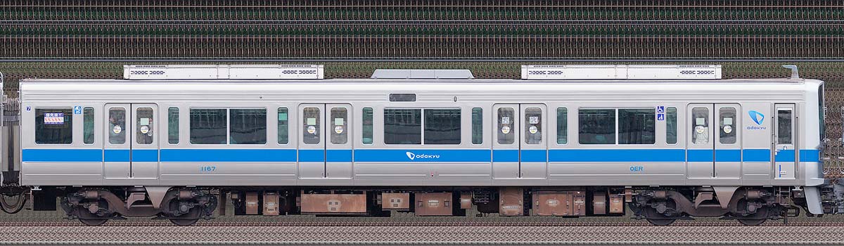 小田急1000形クハ1167（リニューアル車）山側の側面写真