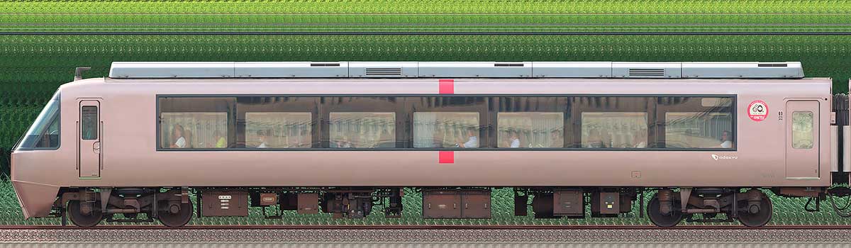 小田急30000形ロマンスカー「EXE」クハ30555（箱根そば60周年記念マーク）海側の側面写真