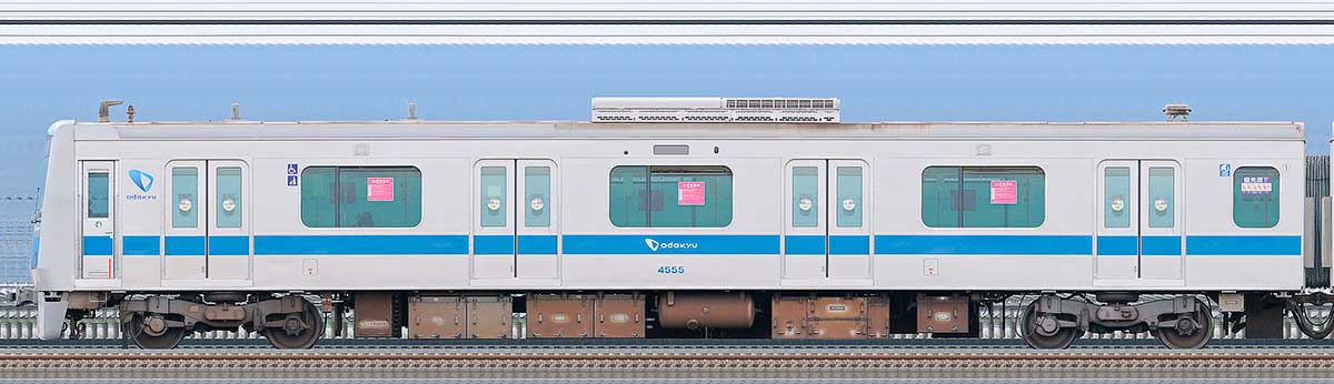 小田急4000形クハ4555海側の側面写真