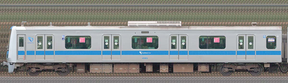 小田急4000形クハ4565海側の側面写真
