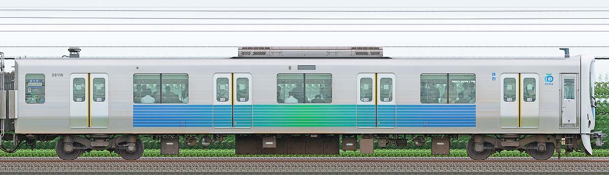 西武30000系クハ381163位・1位側の側面写真