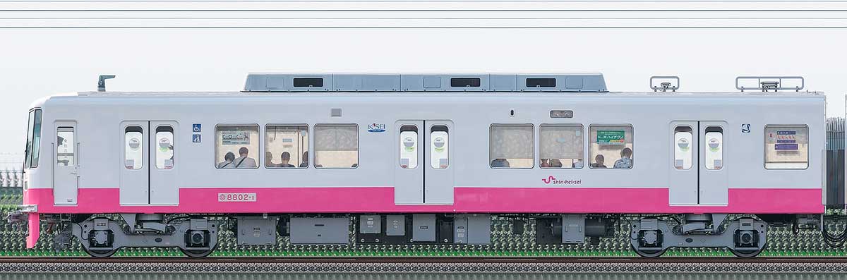 新京成8800形クハ8802-1（機器更新・内装リニューアル後）山側の側面写真