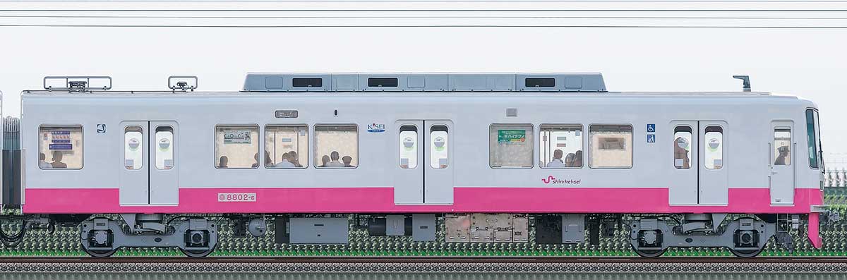 新京成8800形クハ8802-6（機器更新・内装リニューアル後）山側の側面写真