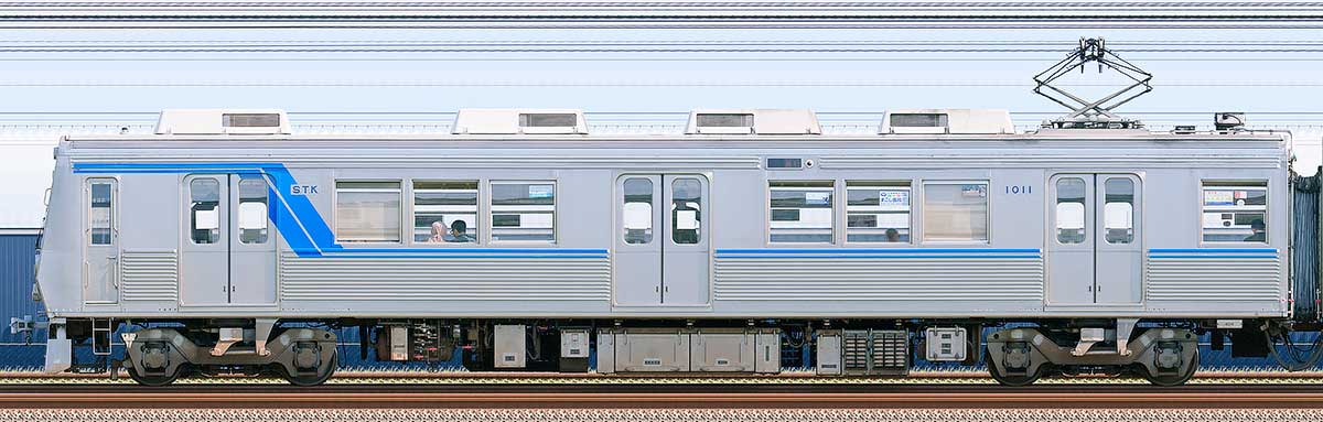 静岡鉄道1000形クモハ1011海側の側面写真