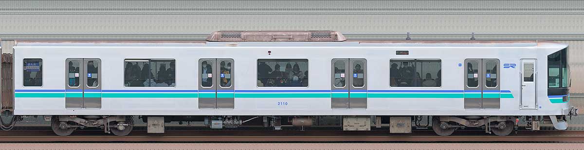 埼玉高速鉄道2000系2110海側の側面写真