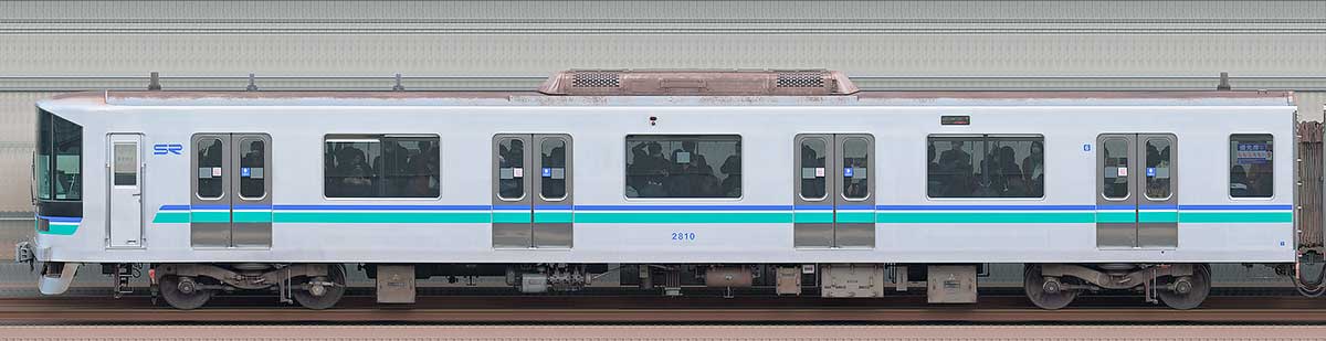 埼玉高速鉄道2000系2810海側の側面写真