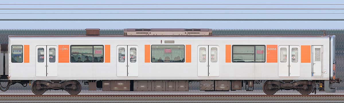 東武50050型クハ50055（CBTC・ATO対応）海側の側面写真