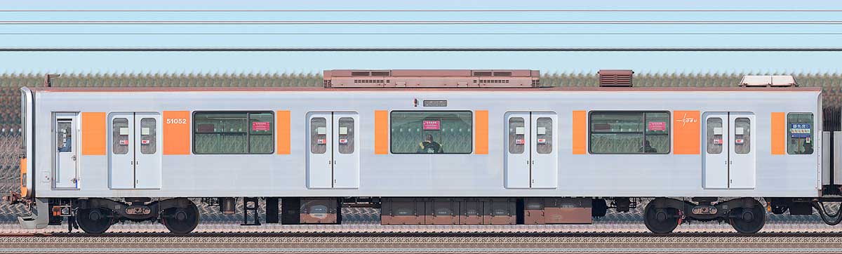 東武50050型クハ51052（CBTC・ATO対応）海側の側面写真