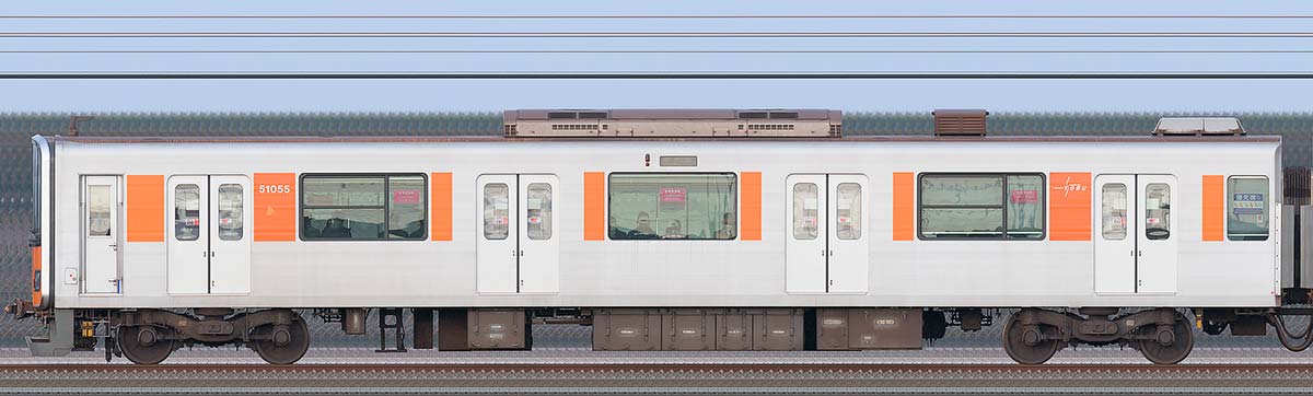 東武50050型クハ51055（CBTC・ATO対応）海側の側面写真
