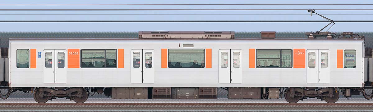 東武50050型モハ52055（2025年）海側の側面写真