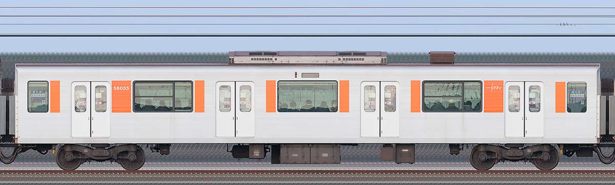 東武50050型サハ56055（2025年）海側の側面写真