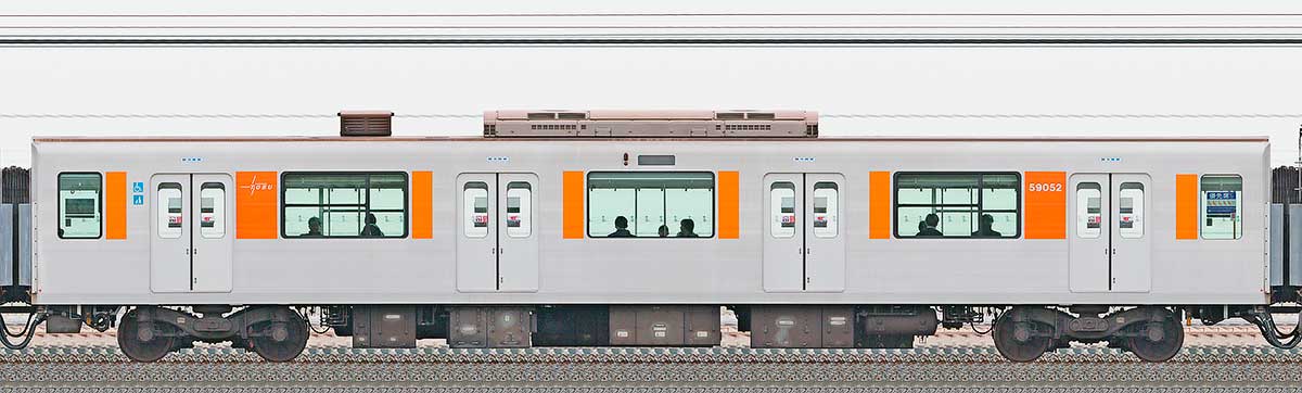 東武50050型モハ59052山側の側面写真
