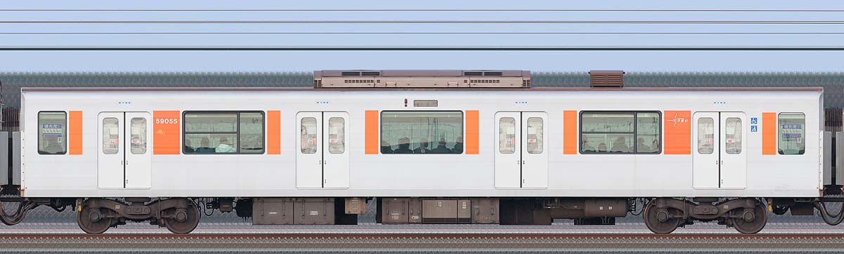 東武50050型モハ59055（2025年）海側の側面写真