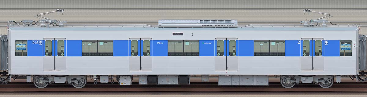 東京都交通局6500形6503-2海側の側面写真