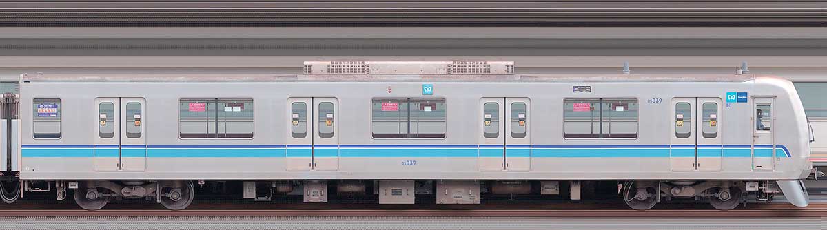 東京メトロ05系12次車05-039山側の側面写真