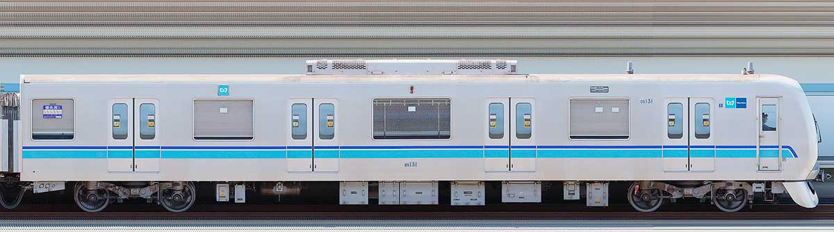 東京メトロ05系10次車05-131海側の側面写真