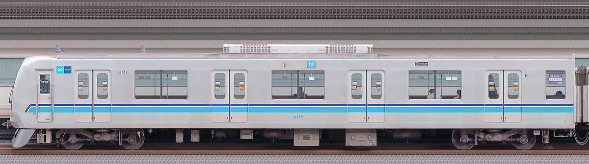 東京メトロ05系12次車05-139山側の側面写真