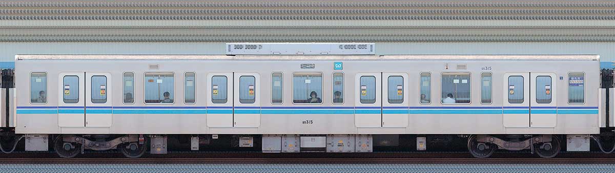 東京メトロ05系5次車05-315海側の側面写真