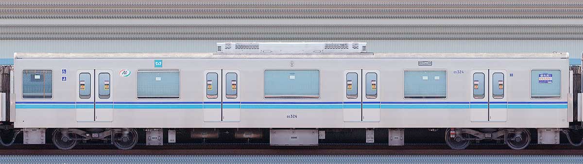 東京メトロ05系7次車05-324(アルミリサイクルカー)海側の側面写真