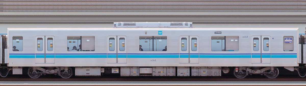 東京メトロ05系13次車05-343海側の側面写真